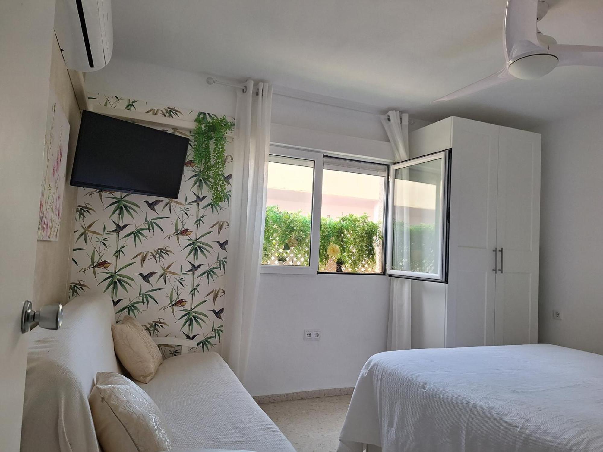 דירות Almuñécar Rosalia Playa San Cristobal Wifi Netflix מראה חיצוני תמונה